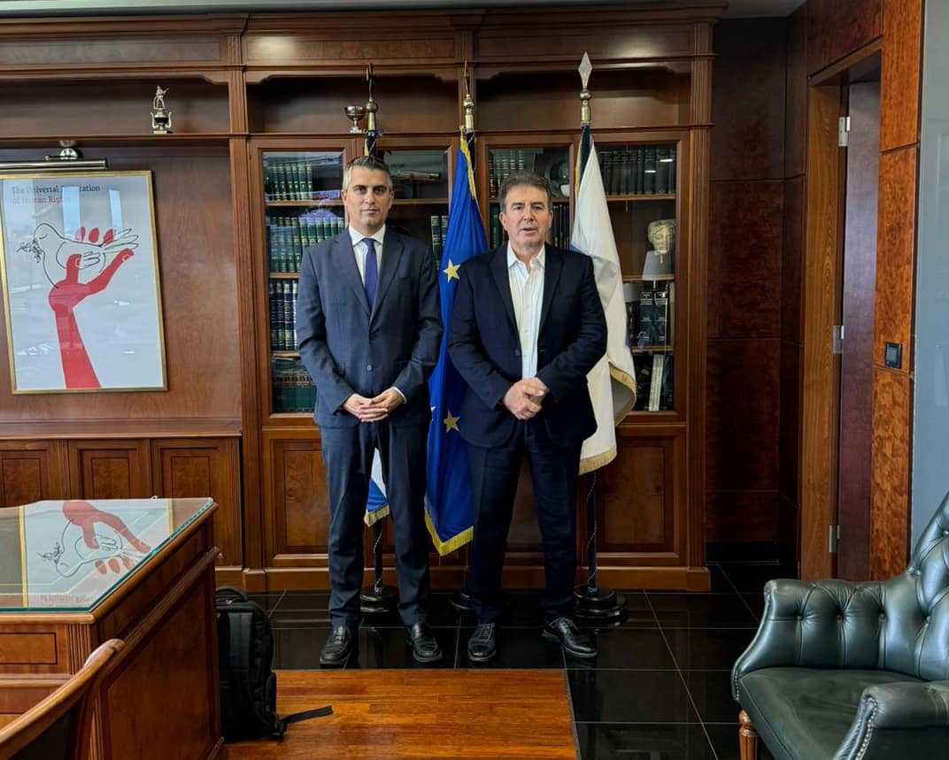 Χ. Δήμας - Ενισχύεται με 62 αστυνομικούς η Αστυνομική Διεύθυνση Κορινθίας, για την αποτελεσματικότερη καταπολέμηση της εγκληματικότητας στο Νομό Κορινθίας.